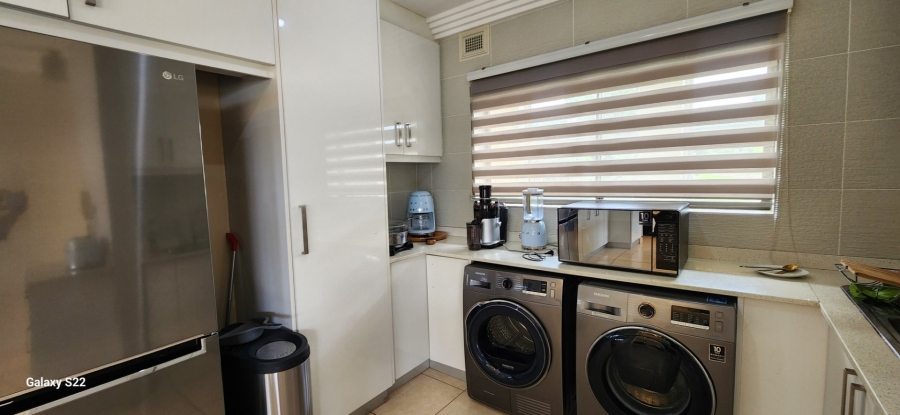 To Let 3 Bedroom Property for Rent in Umhlanga Ridge KwaZulu-Natal