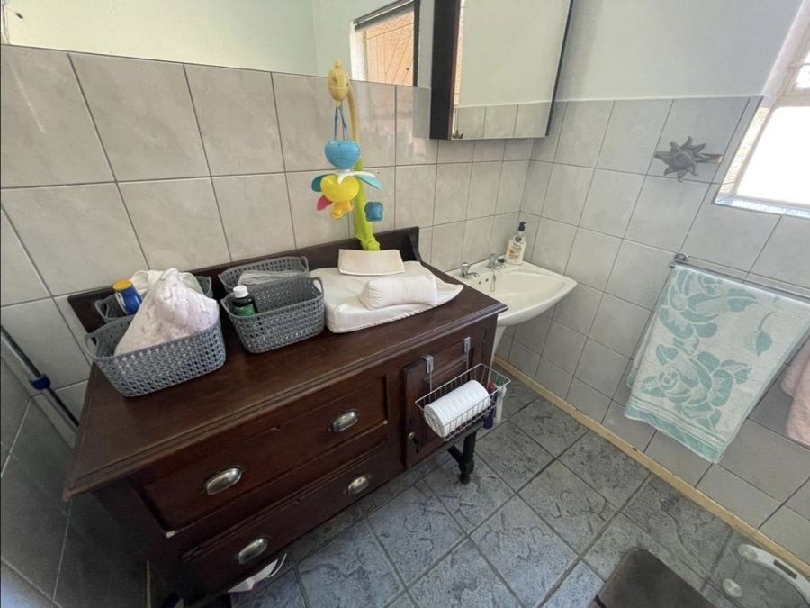 3 Bedroom Property for Sale in Pioneer Park KwaZulu-Natal