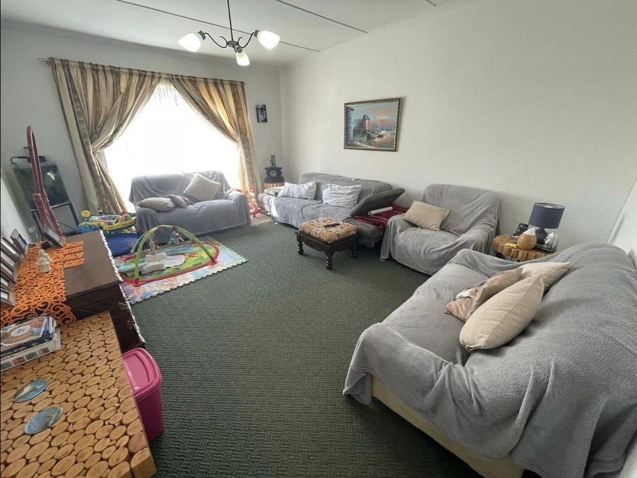 3 Bedroom Property for Sale in Pioneer Park KwaZulu-Natal