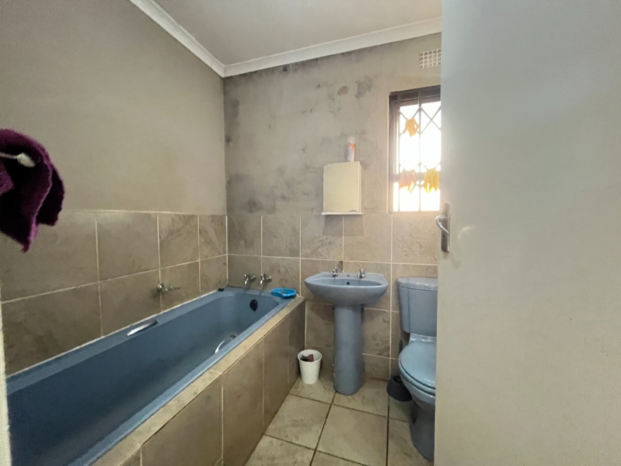 3 Bedroom Property for Sale in Ngwelezana KwaZulu-Natal