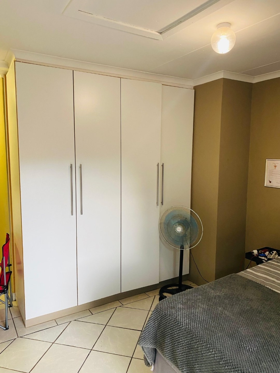 To Let  Bedroom Property for Rent in Hayfields KwaZulu-Natal