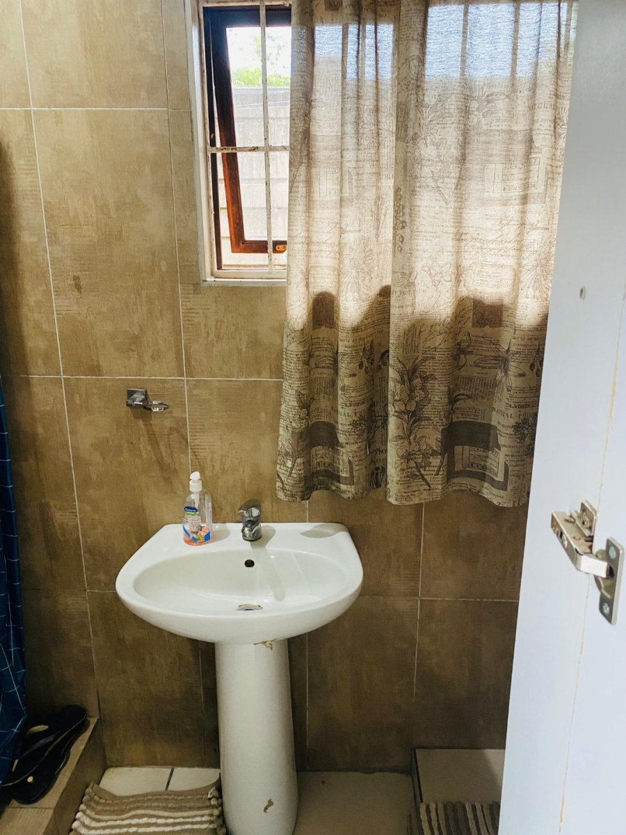 To Let  Bedroom Property for Rent in Hayfields KwaZulu-Natal