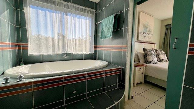 3 Bedroom Property for Sale in Uvongo KwaZulu-Natal