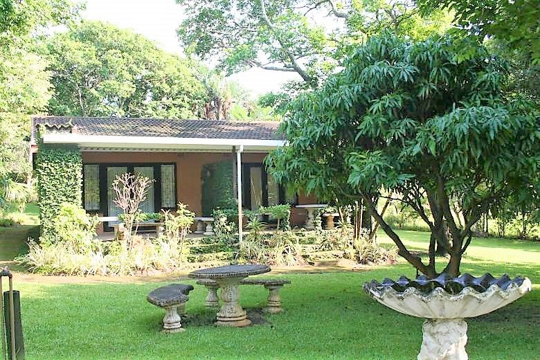 1 Bedroom Property for Sale in Uvongo KwaZulu-Natal
