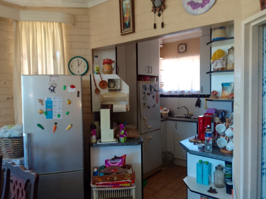 2 Bedroom Property for Sale in Hibberdene KwaZulu-Natal