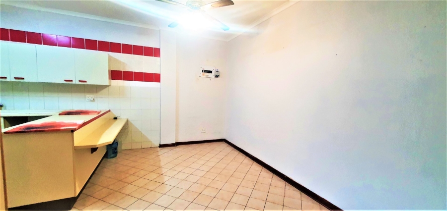 2 Bedroom Property for Sale in Umtentweni KwaZulu-Natal