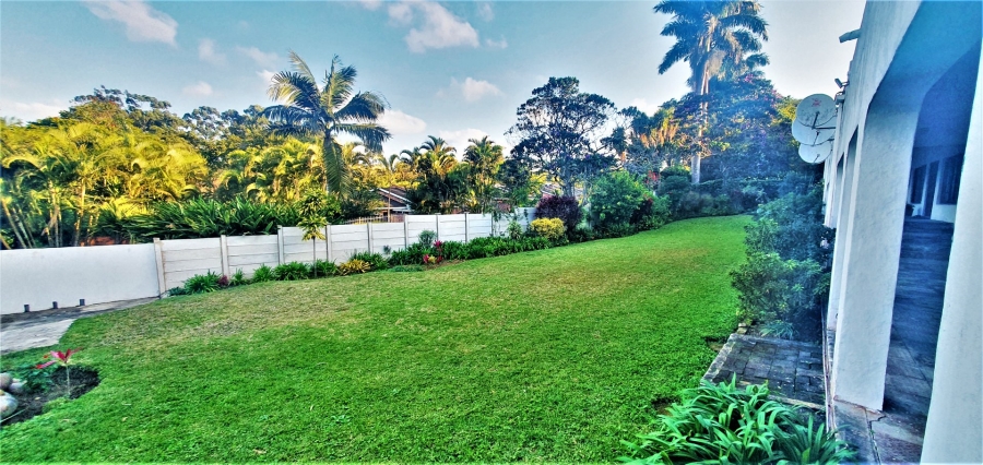 2 Bedroom Property for Sale in Umtentweni KwaZulu-Natal