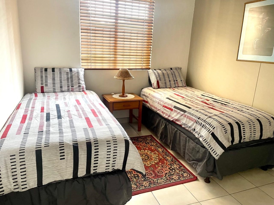 To Let 3 Bedroom Property for Rent in Lawrence Rocks KwaZulu-Natal