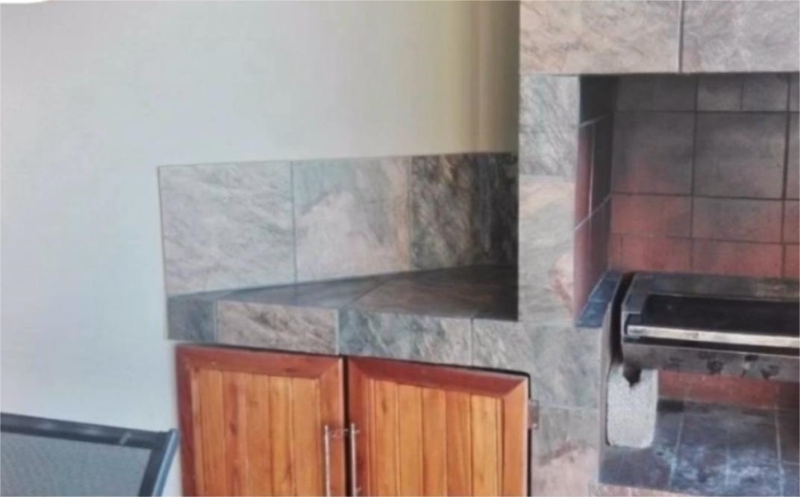 To Let 3 Bedroom Property for Rent in Lawrence Rocks KwaZulu-Natal