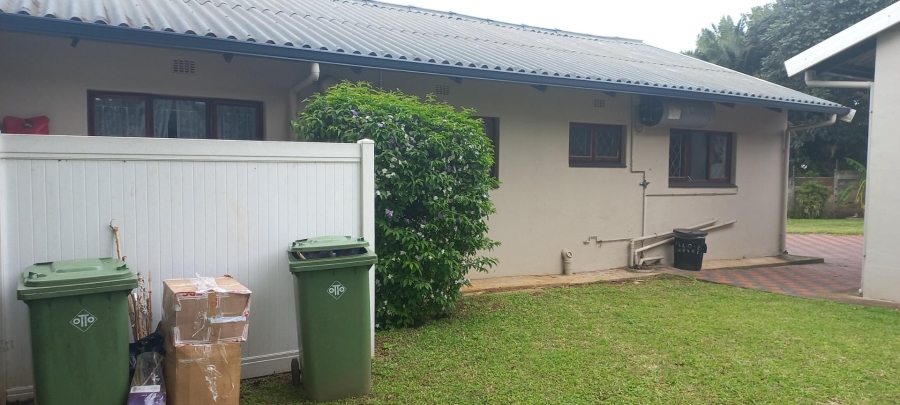 To Let 2 Bedroom Property for Rent in Oslo Beach KwaZulu-Natal