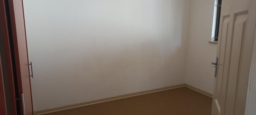 To Let 2 Bedroom Property for Rent in Oslo Beach KwaZulu-Natal