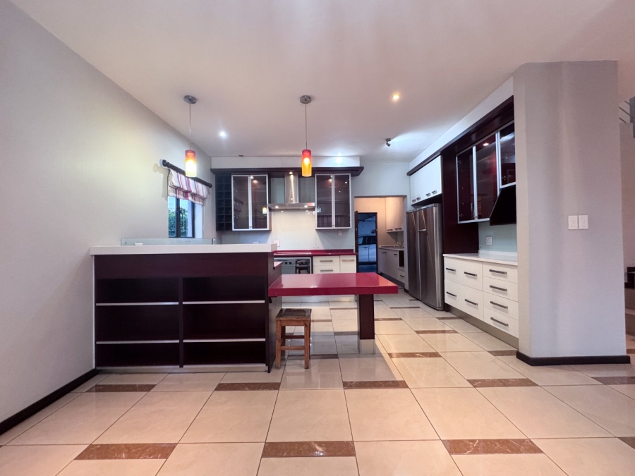 3 Bedroom Property for Sale in Schuinshoogte KwaZulu-Natal