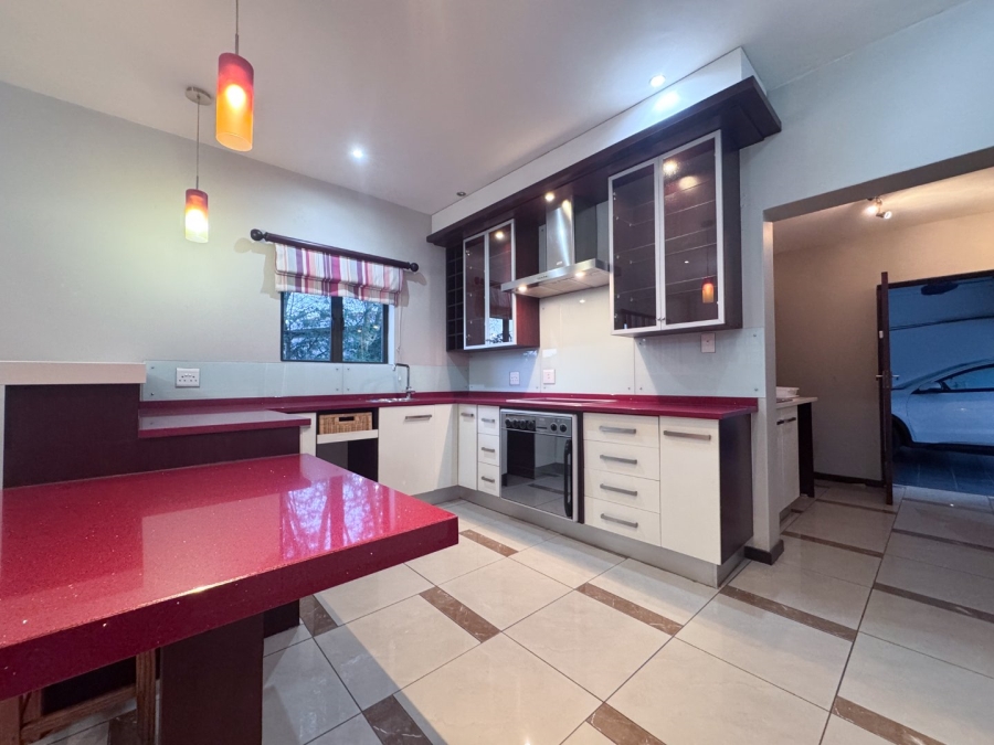 3 Bedroom Property for Sale in Schuinshoogte KwaZulu-Natal
