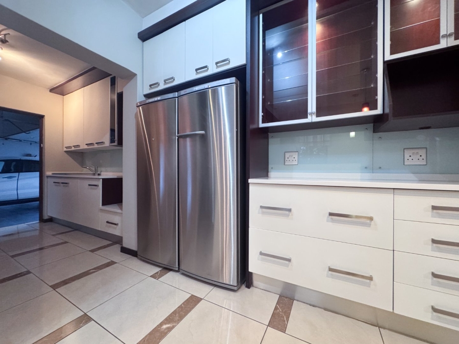 3 Bedroom Property for Sale in Schuinshoogte KwaZulu-Natal