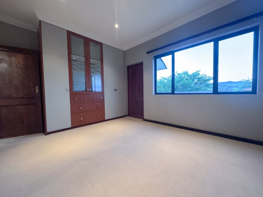 3 Bedroom Property for Sale in Schuinshoogte KwaZulu-Natal