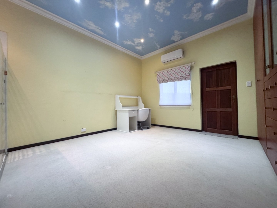 3 Bedroom Property for Sale in Schuinshoogte KwaZulu-Natal