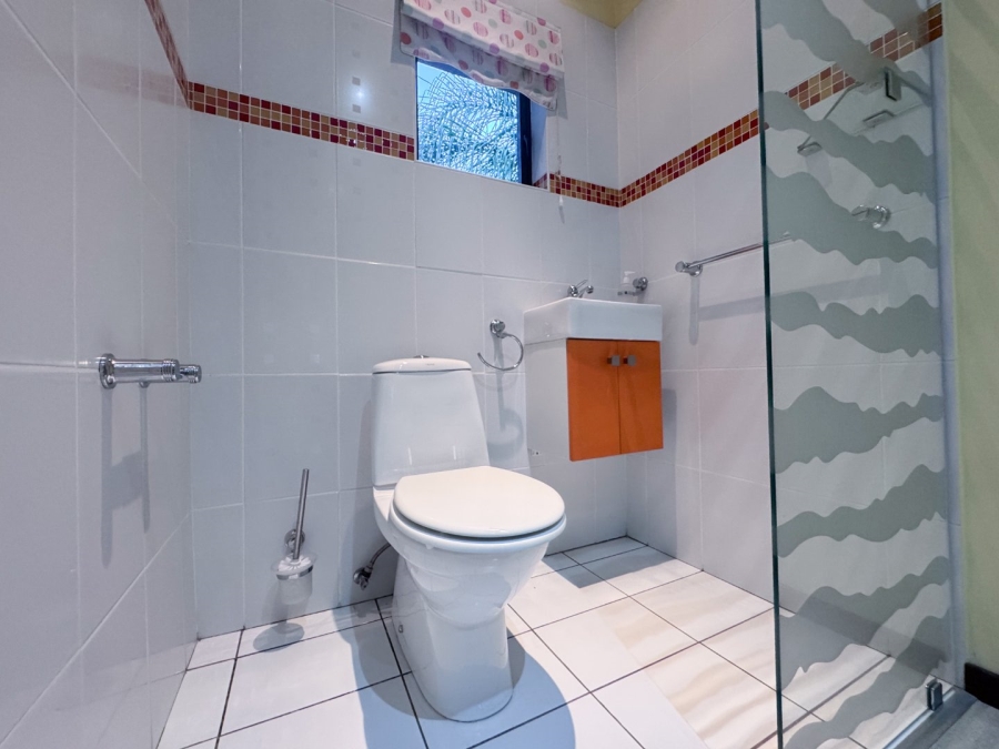 3 Bedroom Property for Sale in Schuinshoogte KwaZulu-Natal