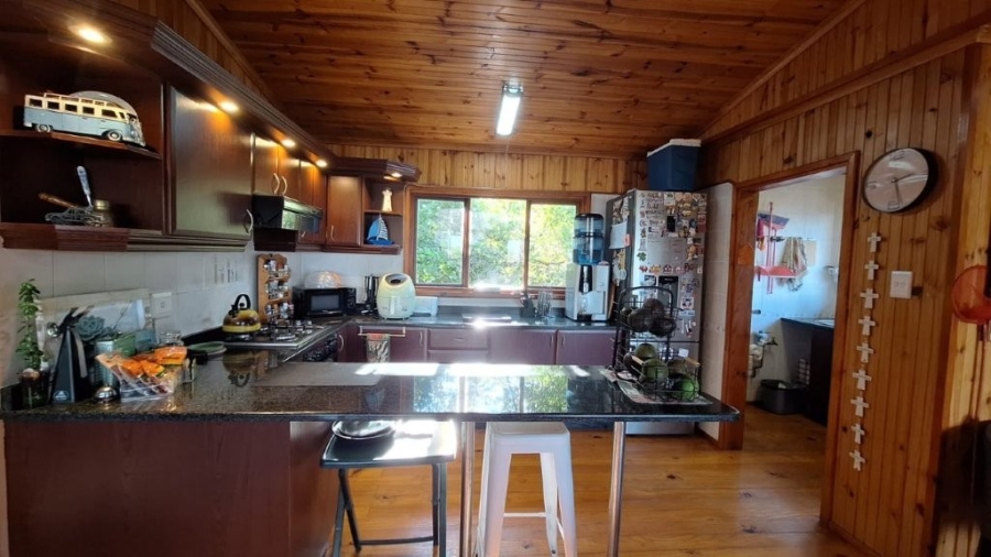 4 Bedroom Property for Sale in Southport KwaZulu-Natal