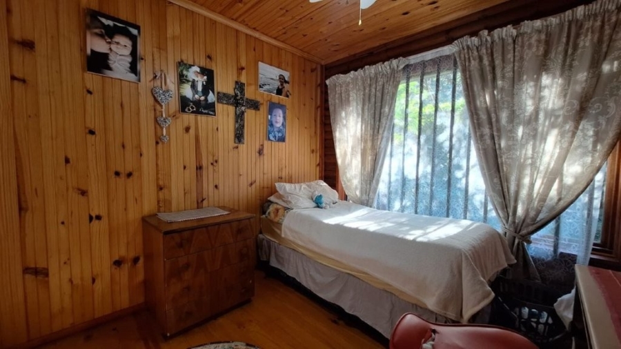 4 Bedroom Property for Sale in Southport KwaZulu-Natal