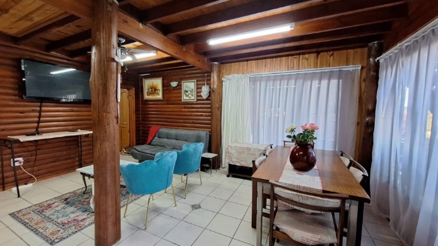 4 Bedroom Property for Sale in Southport KwaZulu-Natal