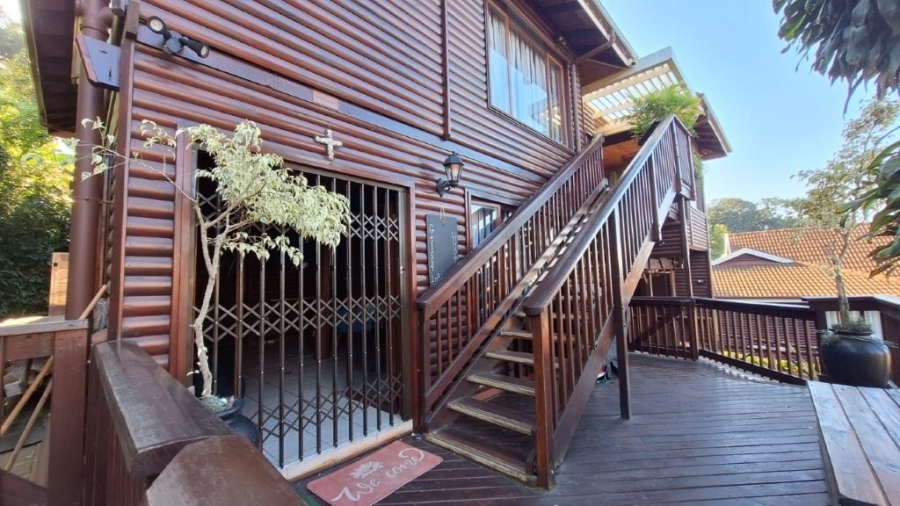 4 Bedroom Property for Sale in Southport KwaZulu-Natal