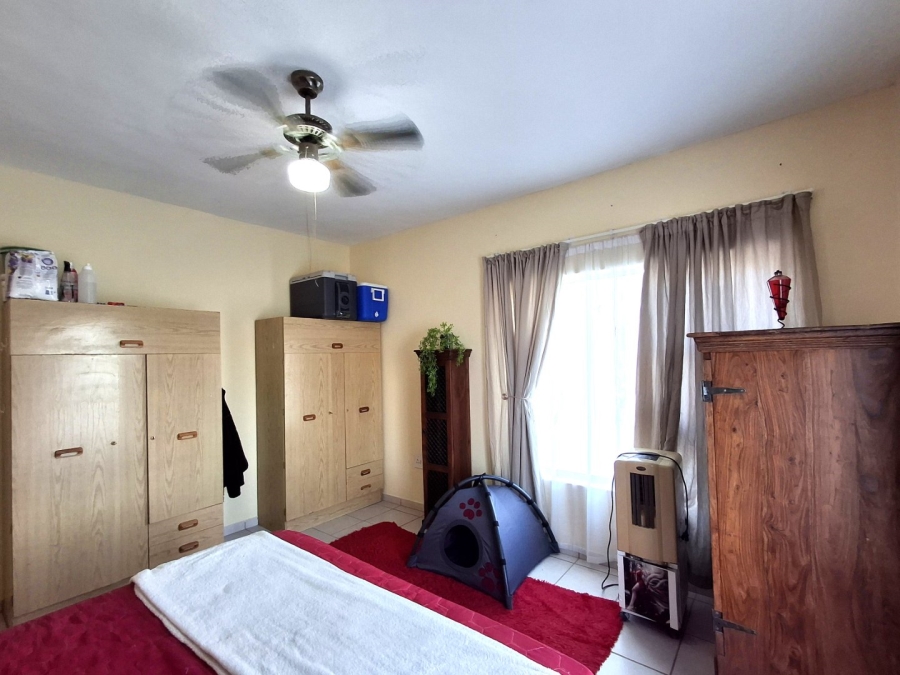 3 Bedroom Property for Sale in Port Edward KwaZulu-Natal