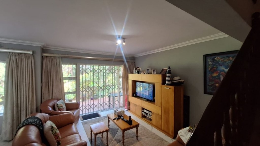 3 Bedroom Property for Sale in Southport KwaZulu-Natal