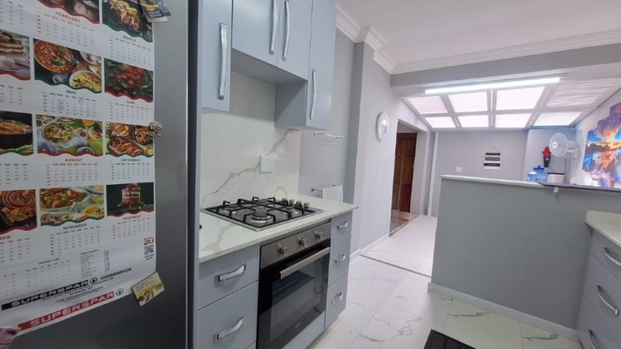 3 Bedroom Property for Sale in Southport KwaZulu-Natal