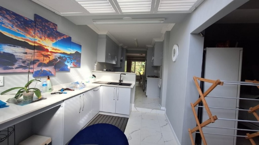 3 Bedroom Property for Sale in Southport KwaZulu-Natal