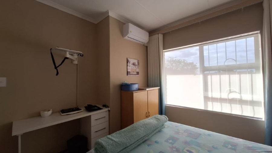 3 Bedroom Property for Sale in Southport KwaZulu-Natal