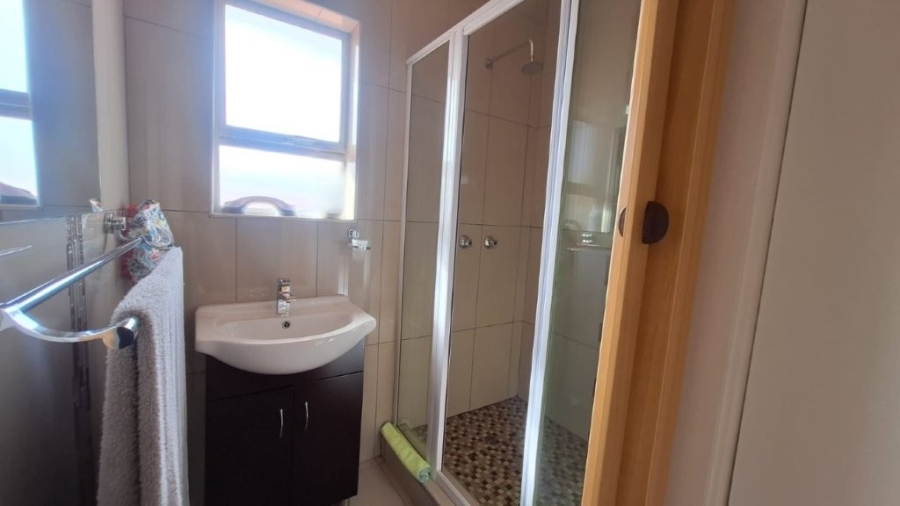 3 Bedroom Property for Sale in Southport KwaZulu-Natal