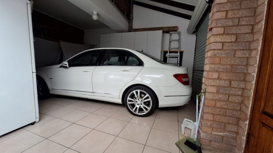 3 Bedroom Property for Sale in Southport KwaZulu-Natal