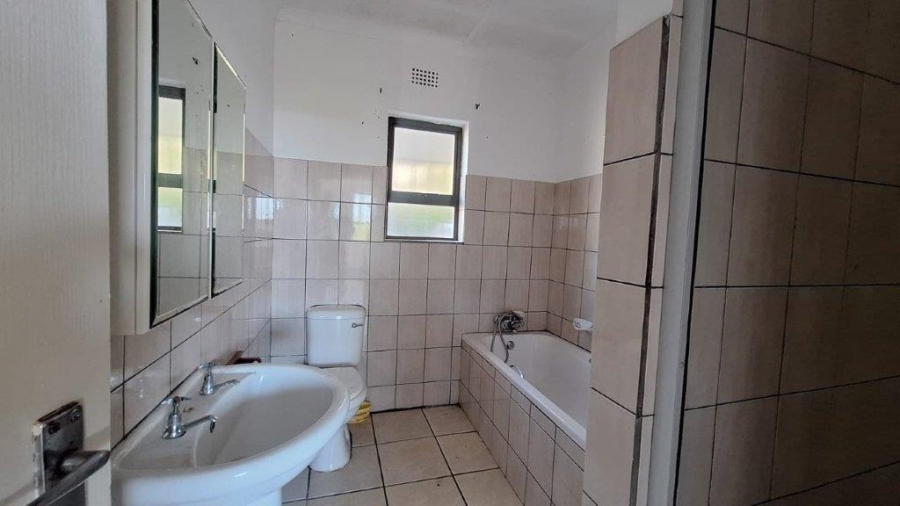 3 Bedroom Property for Sale in Hibberdene KwaZulu-Natal