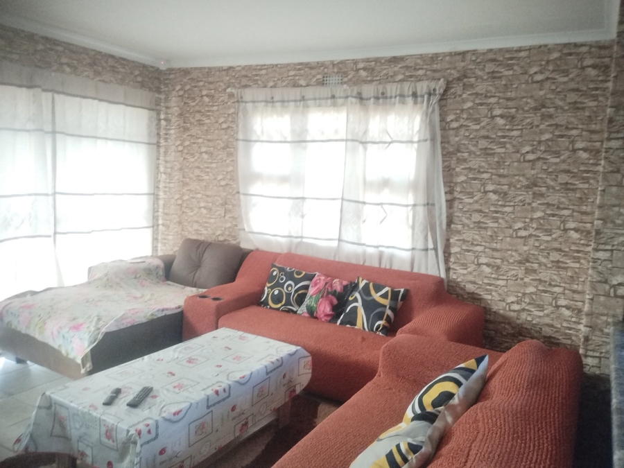  Bedroom Property for Sale in Ngwelezana KwaZulu-Natal