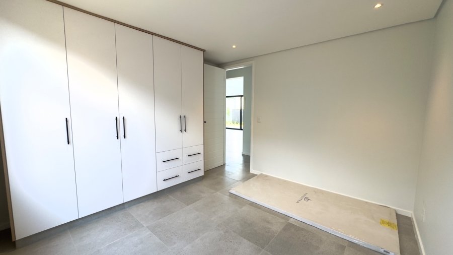 4 Bedroom Property for Sale in Elaleni Coastal Forest Estate KwaZulu-Natal