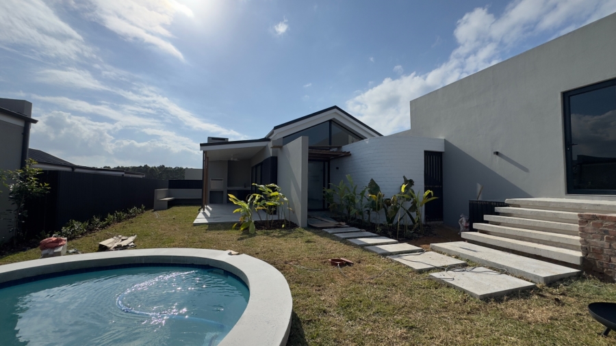 4 Bedroom Property for Sale in Elaleni Coastal Forest Estate KwaZulu-Natal