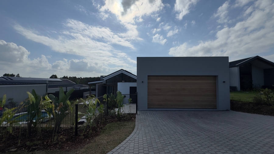 4 Bedroom Property for Sale in Elaleni Coastal Forest Estate KwaZulu-Natal