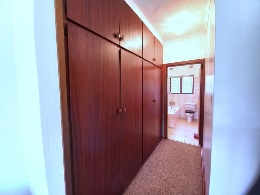To Let 3 Bedroom Property for Rent in Anerley KwaZulu-Natal