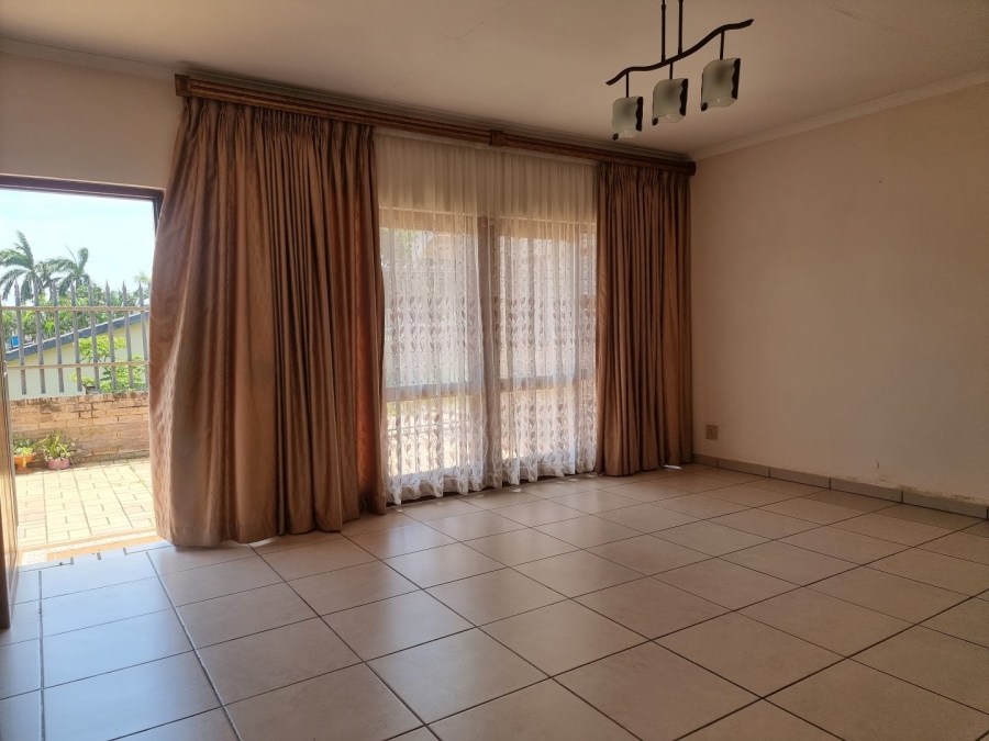 2 Bedroom Property for Sale in Port Shepstone KwaZulu-Natal