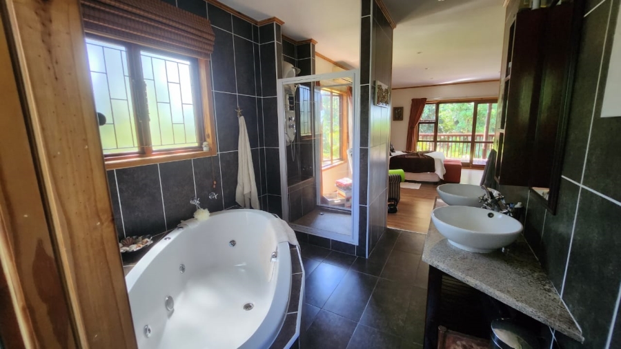7 Bedroom Property for Sale in Southbroom KwaZulu-Natal