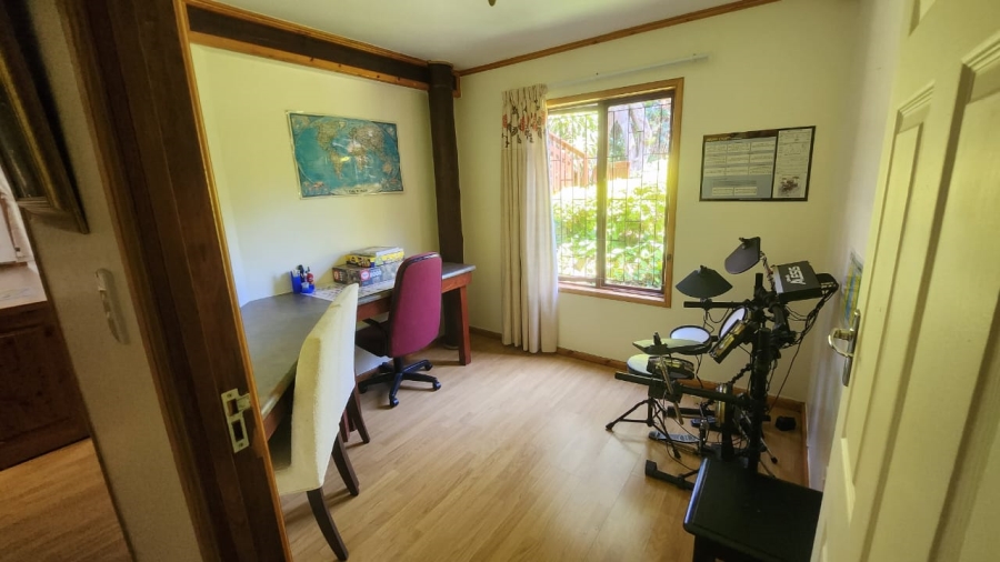 7 Bedroom Property for Sale in Southbroom KwaZulu-Natal