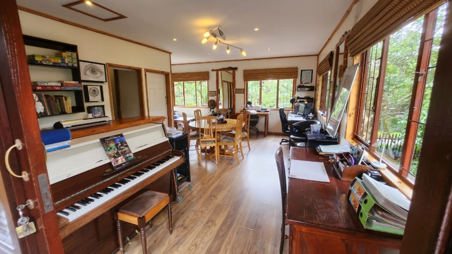 7 Bedroom Property for Sale in Southbroom KwaZulu-Natal
