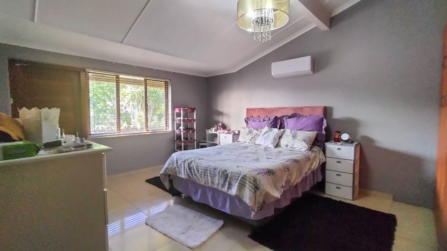 4 Bedroom Property for Sale in Newlands East KwaZulu-Natal