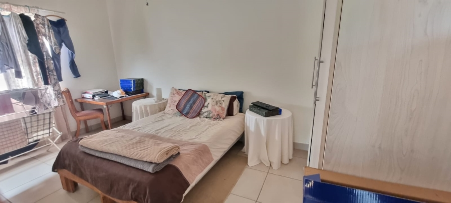 6 Bedroom Property for Sale in Margate KwaZulu-Natal