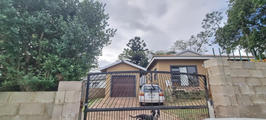 6 Bedroom Property for Sale in Margate KwaZulu-Natal
