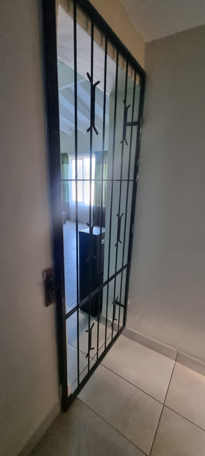 6 Bedroom Property for Sale in Margate KwaZulu-Natal