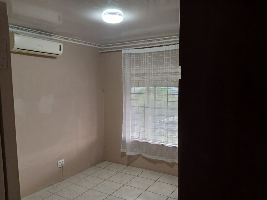 2 Bedroom Property for Sale in Northdale KwaZulu-Natal