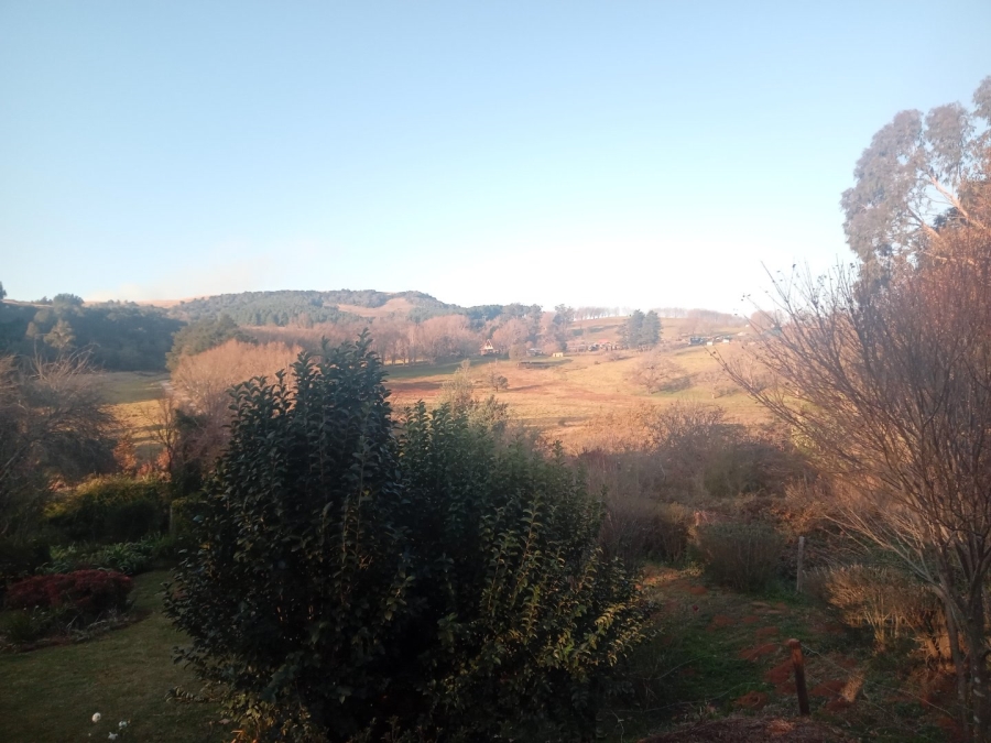 To Let 2 Bedroom Property for Rent in Nottingham Road KwaZulu-Natal