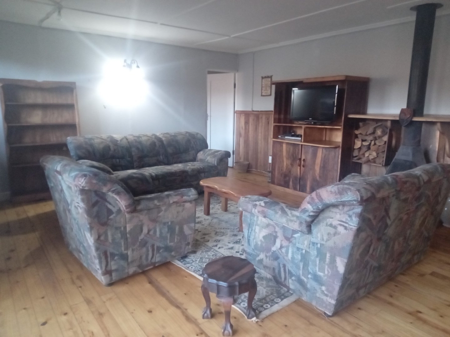 To Let 2 Bedroom Property for Rent in Nottingham Road KwaZulu-Natal