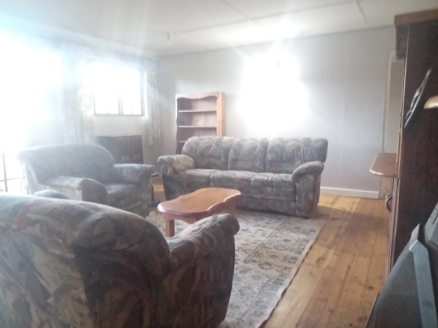 To Let 2 Bedroom Property for Rent in Nottingham Road KwaZulu-Natal